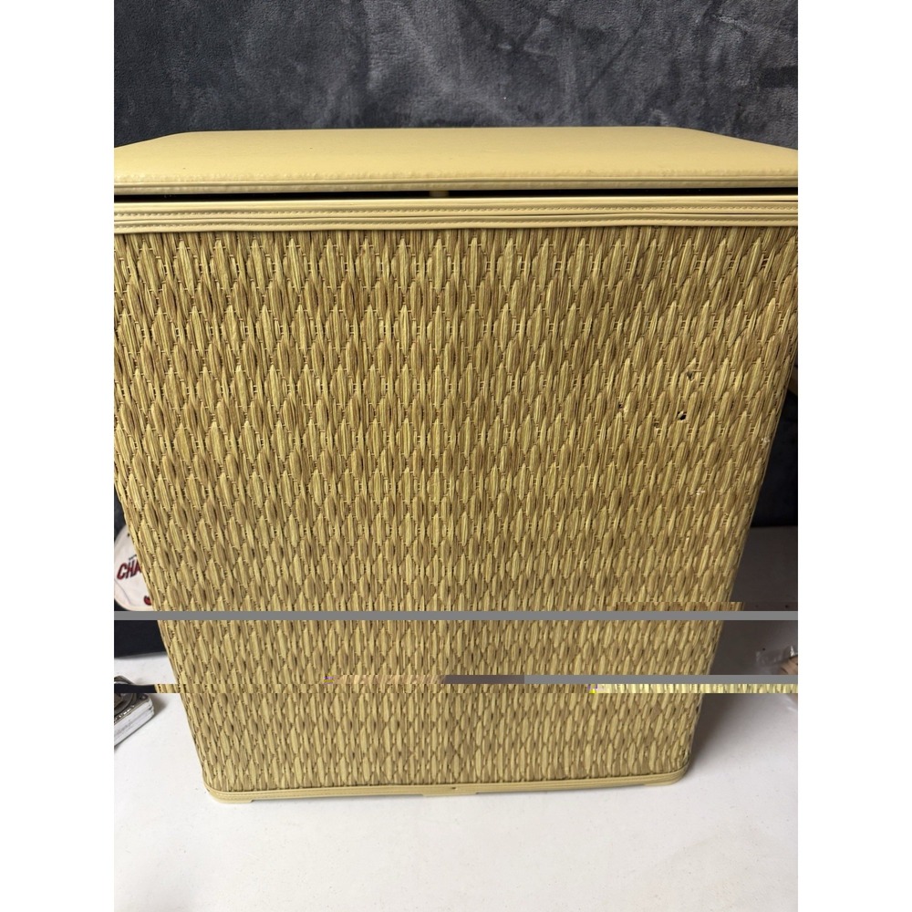 VTG MCM Burlington WICKER CLOTHES HAMPER Beige w Hinged Lid